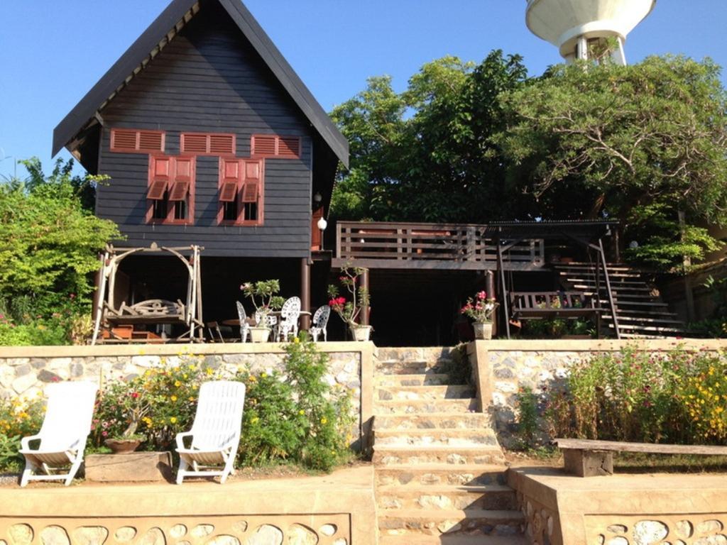 פרה נאקון סי איוטאיה Ayothaya Riverside House חדר תמונה