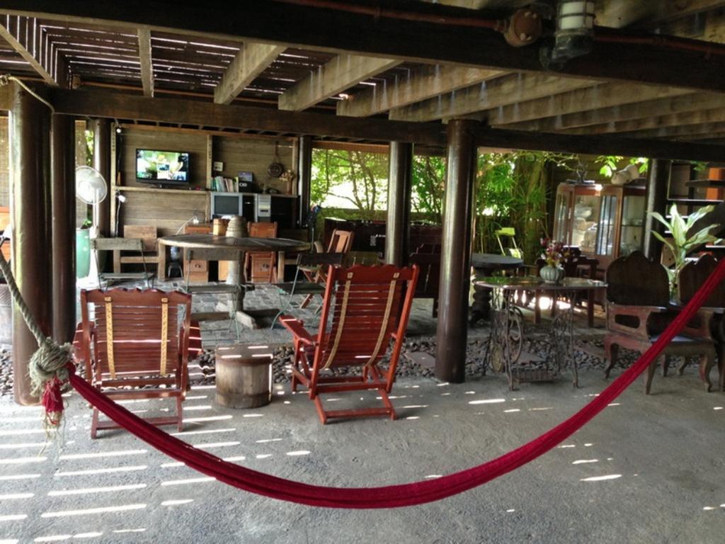 פרה נאקון סי איוטאיה Ayothaya Riverside House מראה חיצוני תמונה