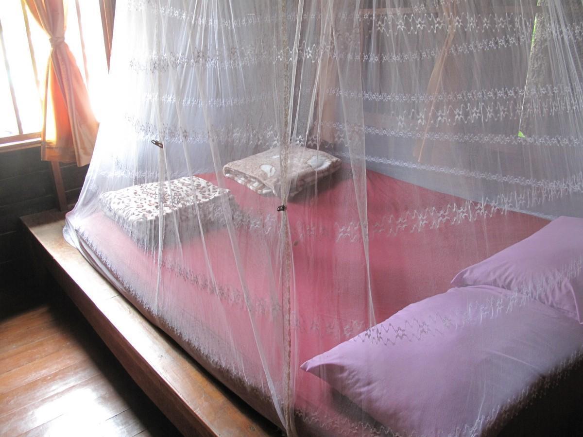 פרה נאקון סי איוטאיה Ayothaya Riverside House מראה חיצוני תמונה